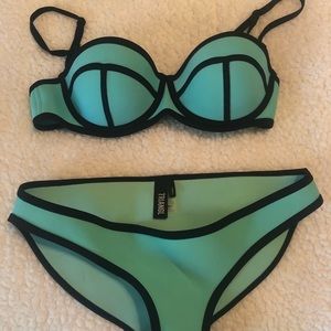 Triangl bikini